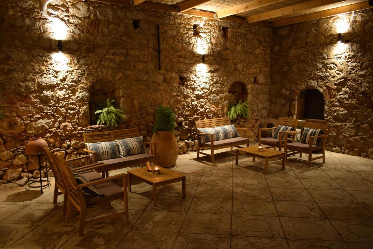 Petrino Vessa Hotel Exterior photo